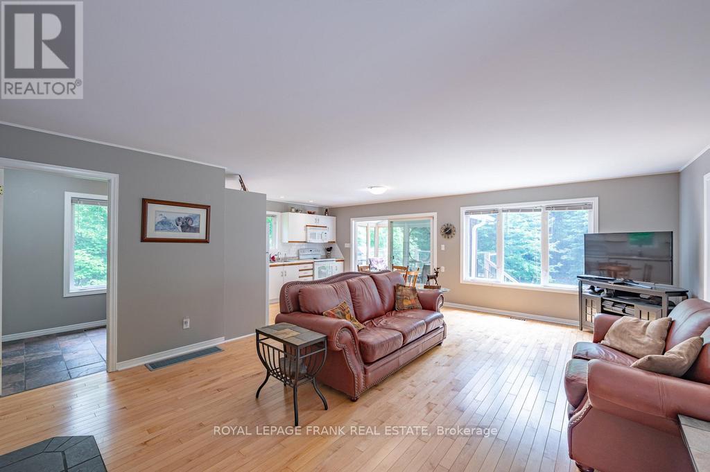 












3585 COUNTY ROAD 620

,
North Kawartha,




Ontario
K0L1A0


