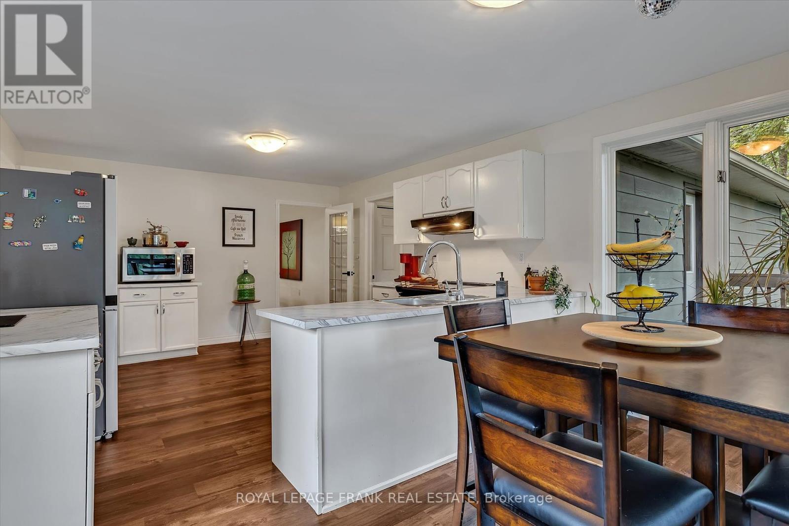 












102 EDWINA DRIVE

,
Trent Lakes,




Ontario
K0M1A0

