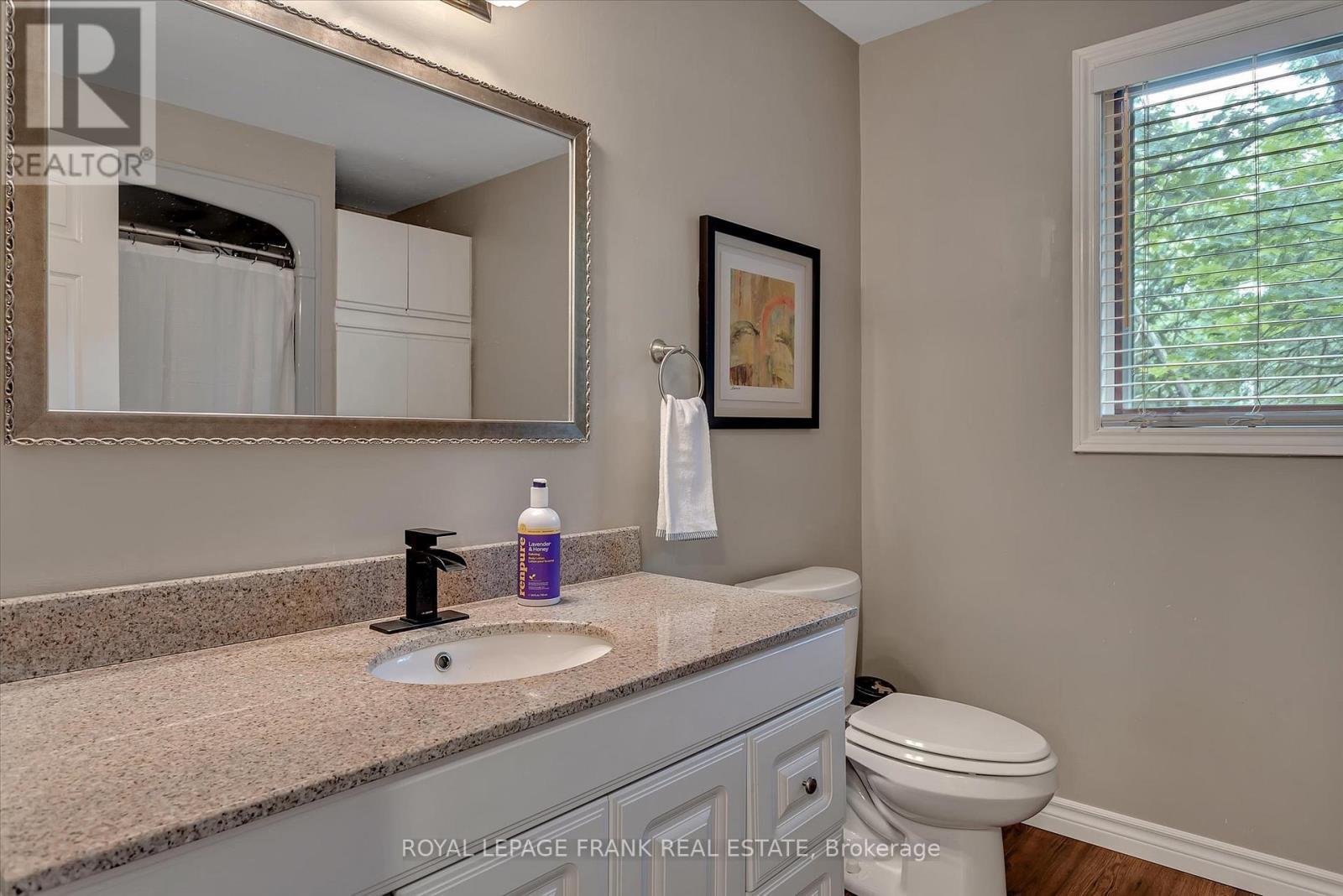 












102 EDWINA DRIVE

,
Trent Lakes,




Ontario
K0M1A0


