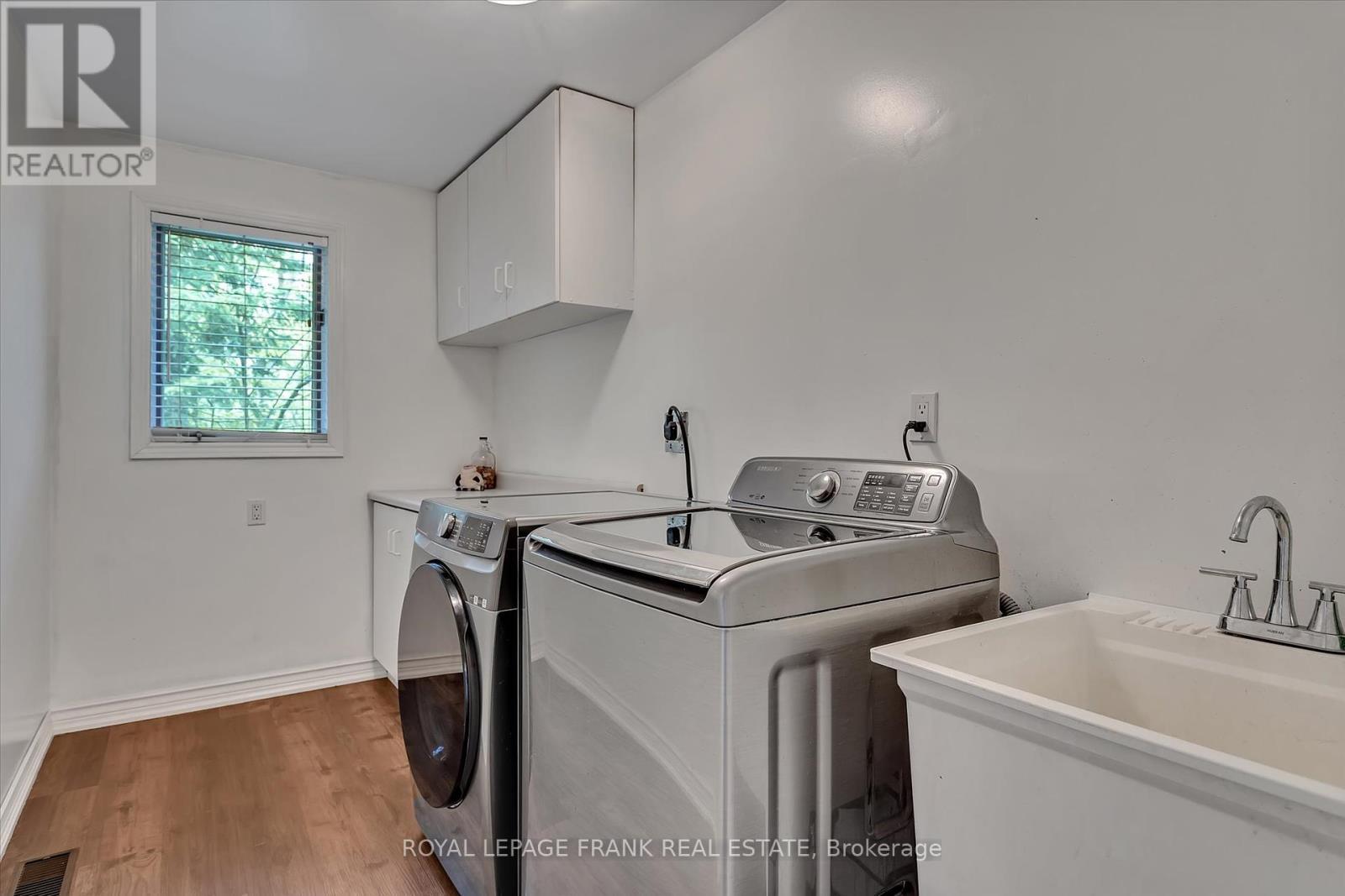 












102 EDWINA DRIVE

,
Trent Lakes,




Ontario
K0M1A0


