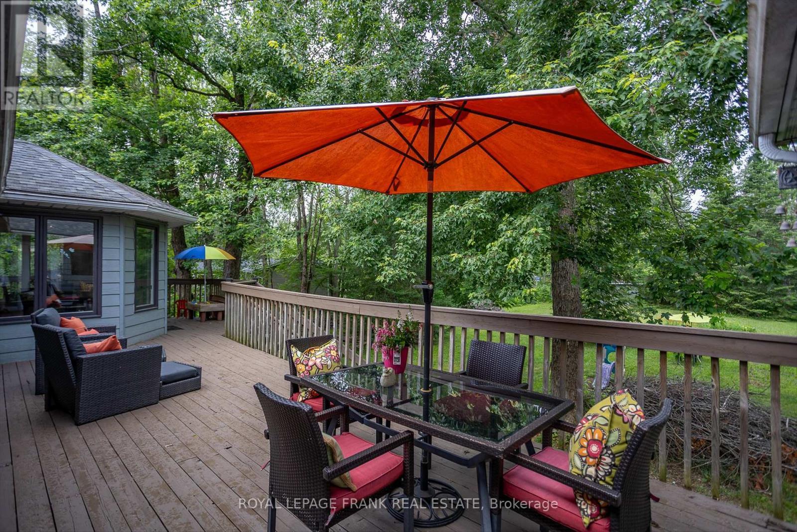 












102 EDWINA DRIVE

,
Trent Lakes,




Ontario
K0M1A0

