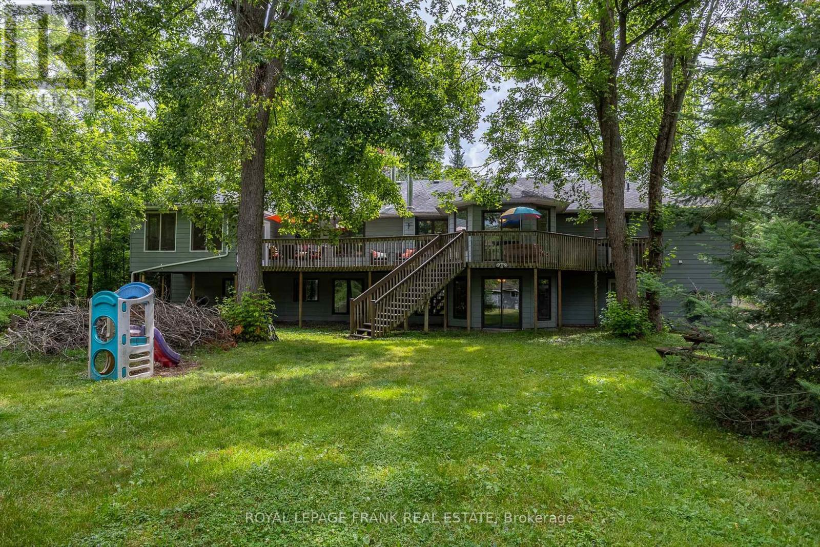 












102 EDWINA DRIVE

,
Trent Lakes,




Ontario
K0M1A0

