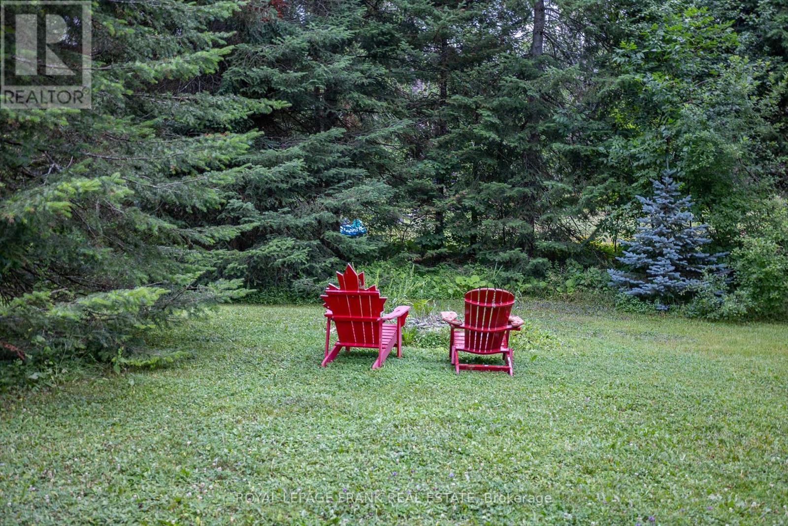 












102 EDWINA DRIVE

,
Trent Lakes,




Ontario
K0M1A0

