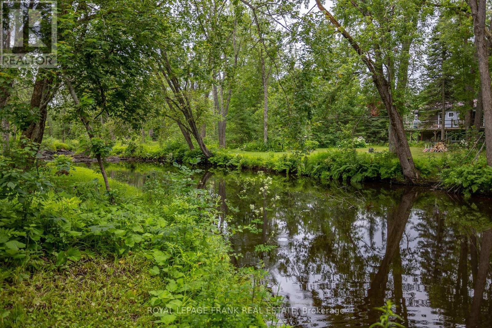 












102 EDWINA DRIVE

,
Trent Lakes,




Ontario
K0M1A0

