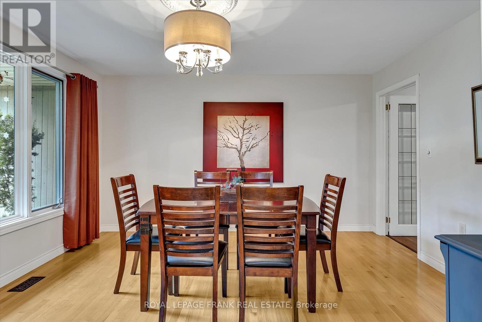 












102 EDWINA DRIVE

,
Trent Lakes,




Ontario
K0M1A0

