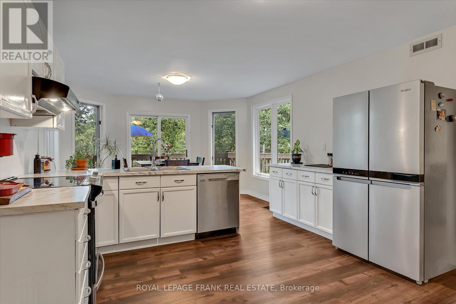 












102 EDWINA DRIVE

,
Trent Lakes,




Ontario
K0M1A0

