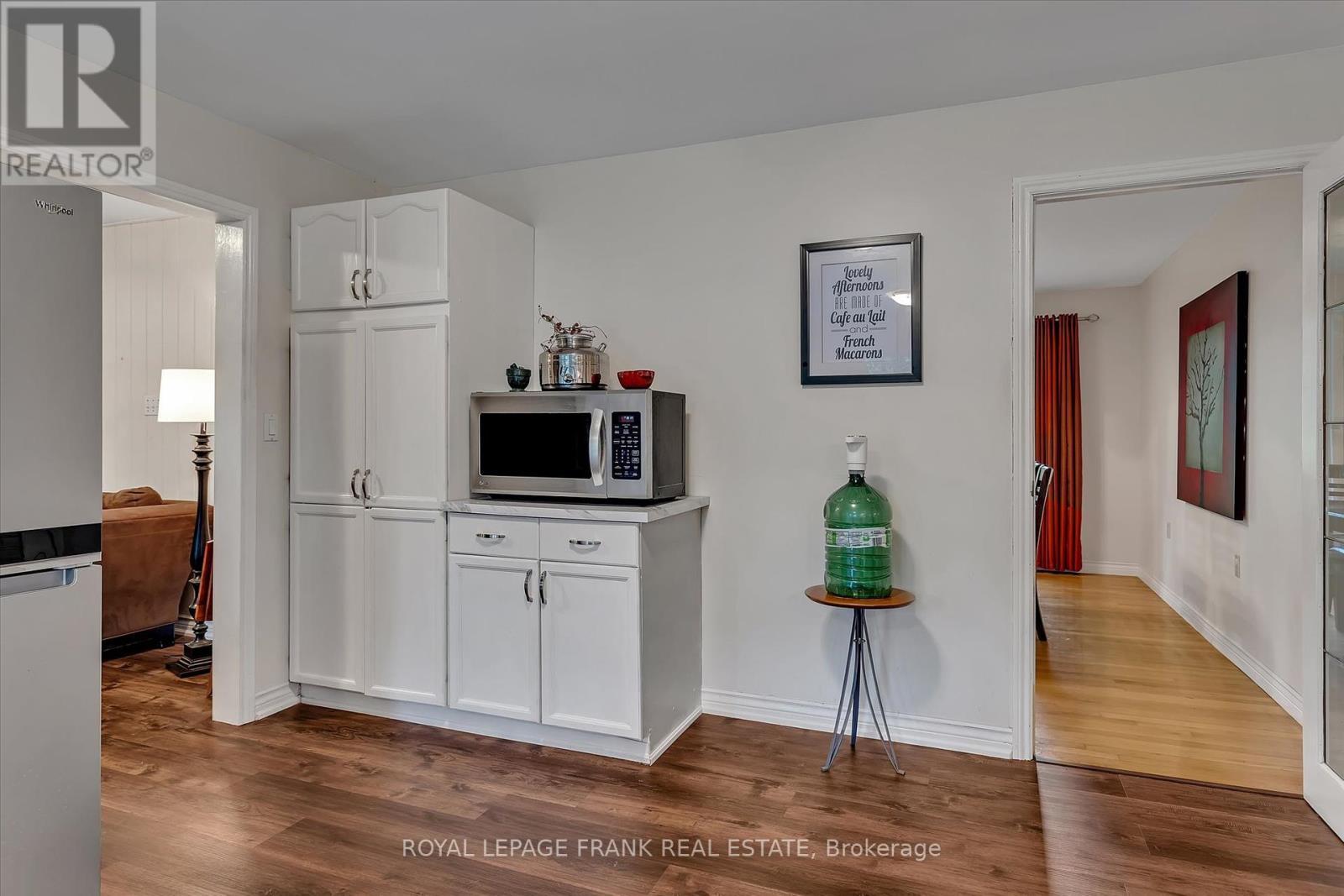 












102 EDWINA DRIVE

,
Trent Lakes,




Ontario
K0M1A0


