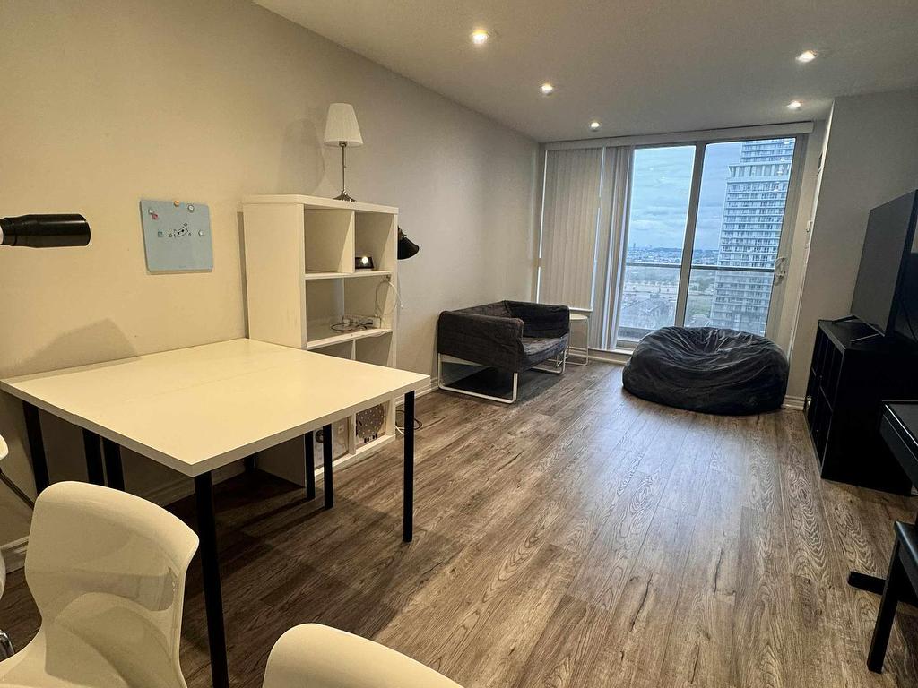 









4090


Living Arts

Drive, 1707,
Mississauga,




ON
L5B 4M8

