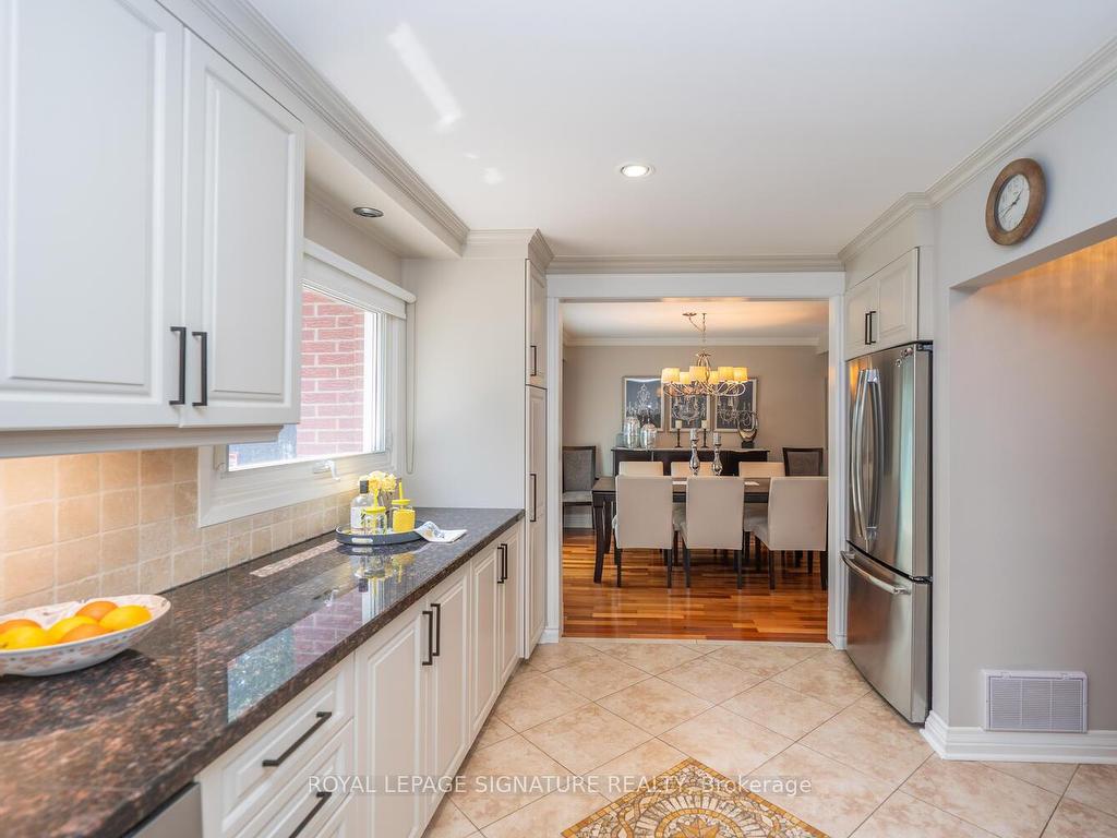 









14


Rosscowan

Crescent,
Toronto,




ON
M1W 1K6

