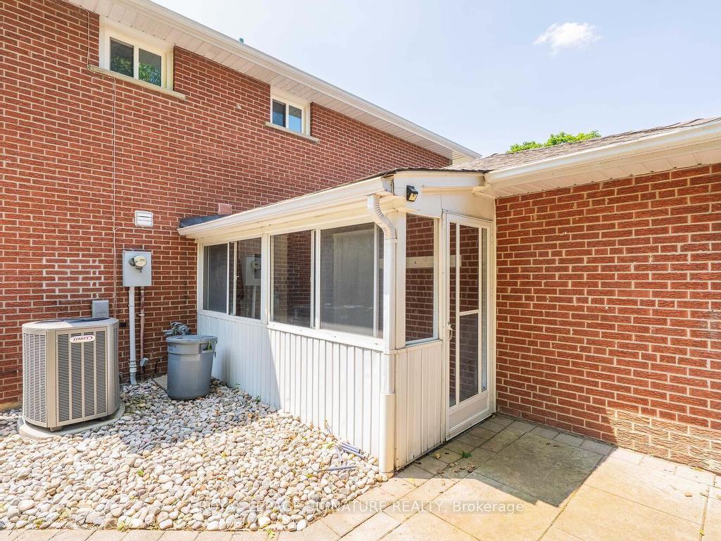









14


Rosscowan

Crescent,
Toronto,




ON
M1W 1K6

