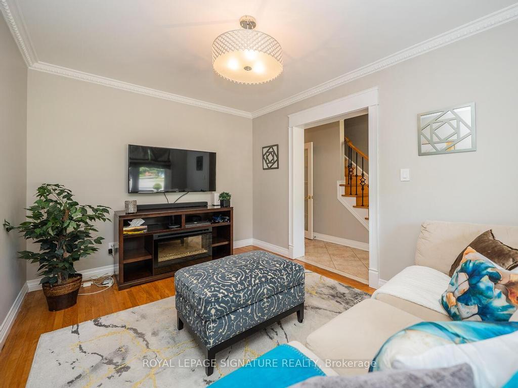 









14


Rosscowan

Crescent,
Toronto,




ON
M1W 1K6

