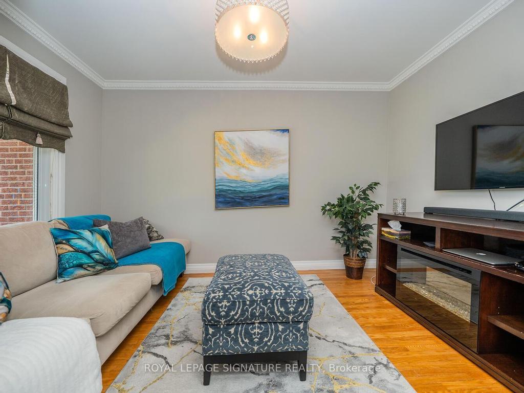 









14


Rosscowan

Crescent,
Toronto,




ON
M1W 1K6

