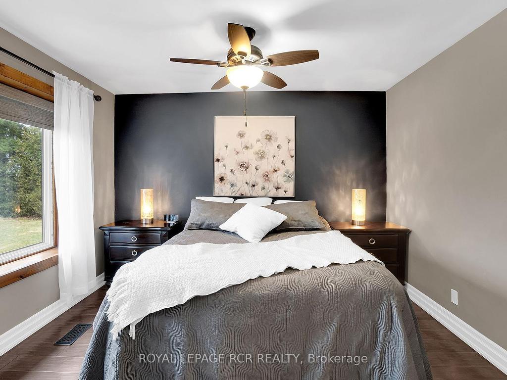 









9213


Castlederg

Side Road,
Caledon,




ON
L7E 0S8

