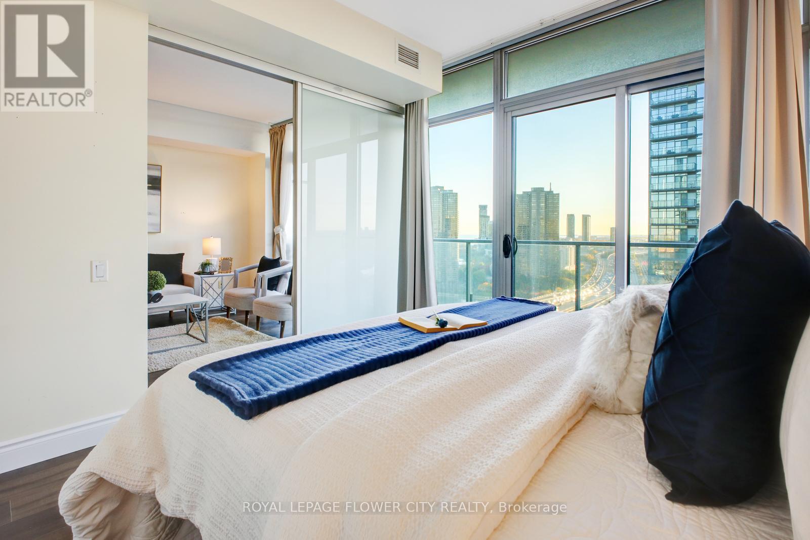 












2407 - 103 THE QUEENSWAY AVENUE

,
Toronto,




Ontario
M6S5B3

