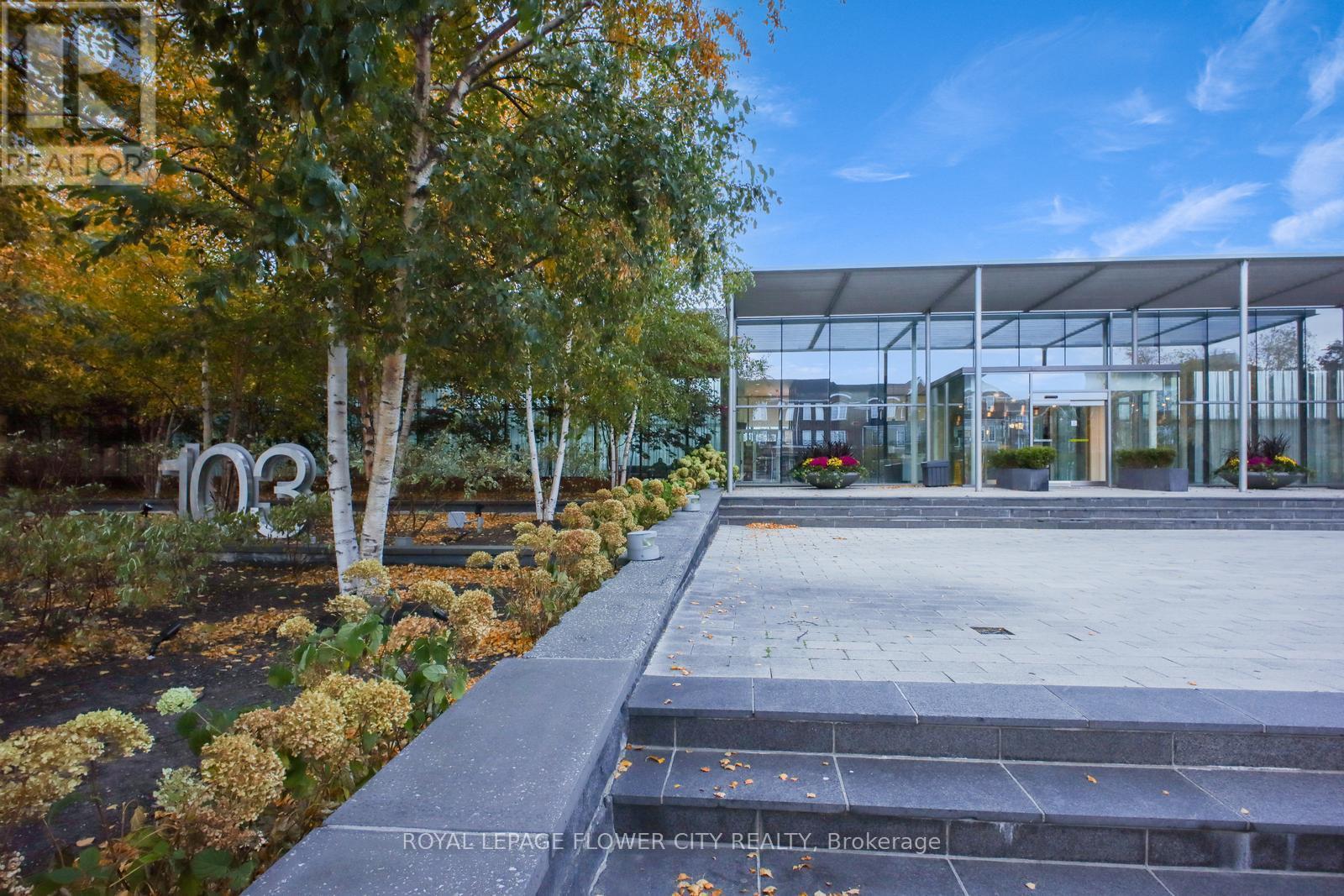 












2407 - 103 THE QUEENSWAY AVENUE

,
Toronto,




Ontario
M6S5B3

