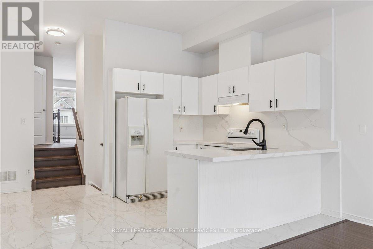 












3302 PINTO PLACE

,
Mississauga,




Ontario
L5B1V7

