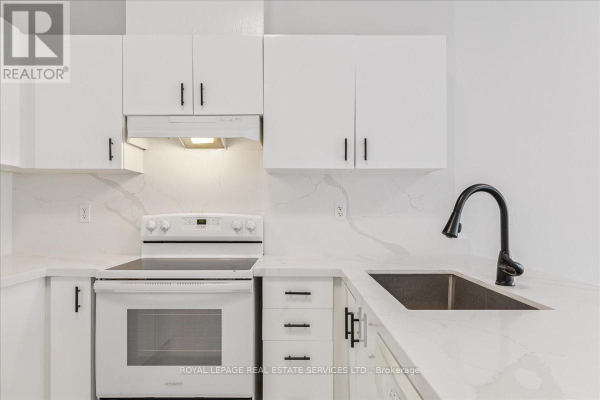 












3302 PINTO PLACE

,
Mississauga,




Ontario
L5B1V7

