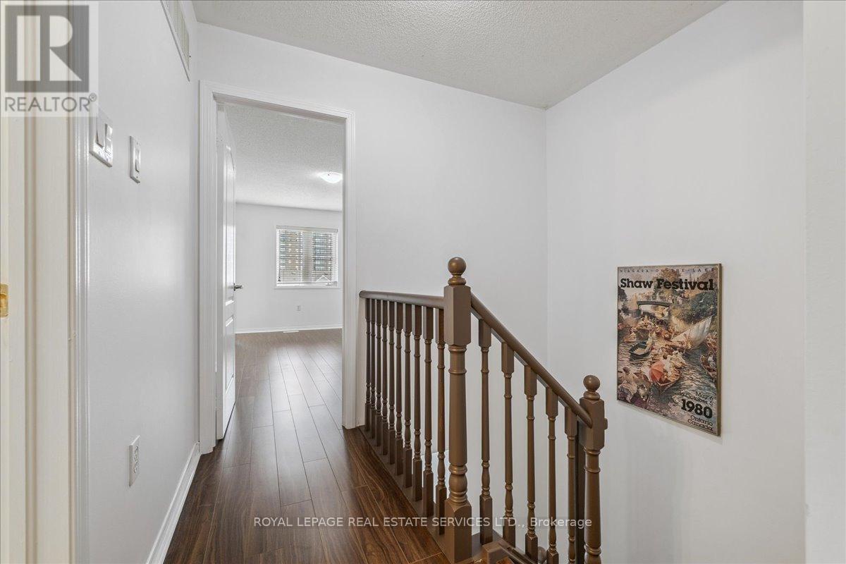












3302 PINTO PLACE

,
Mississauga,




Ontario
L5B1V7

