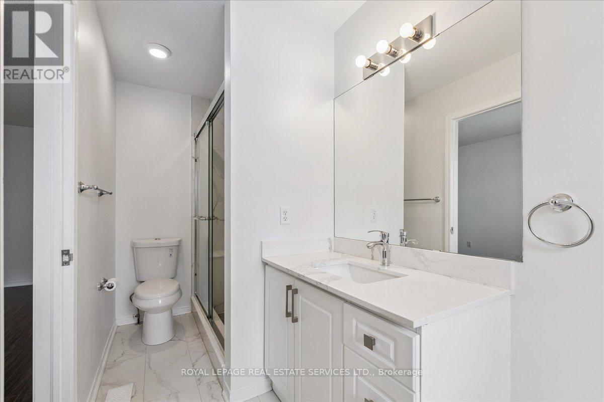 












3302 PINTO PLACE

,
Mississauga,




Ontario
L5B1V7

