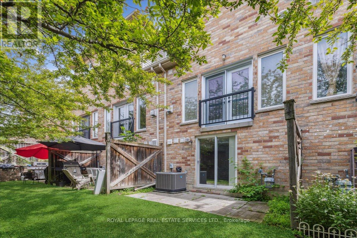 












3302 PINTO PLACE

,
Mississauga,




Ontario
L5B1V7

