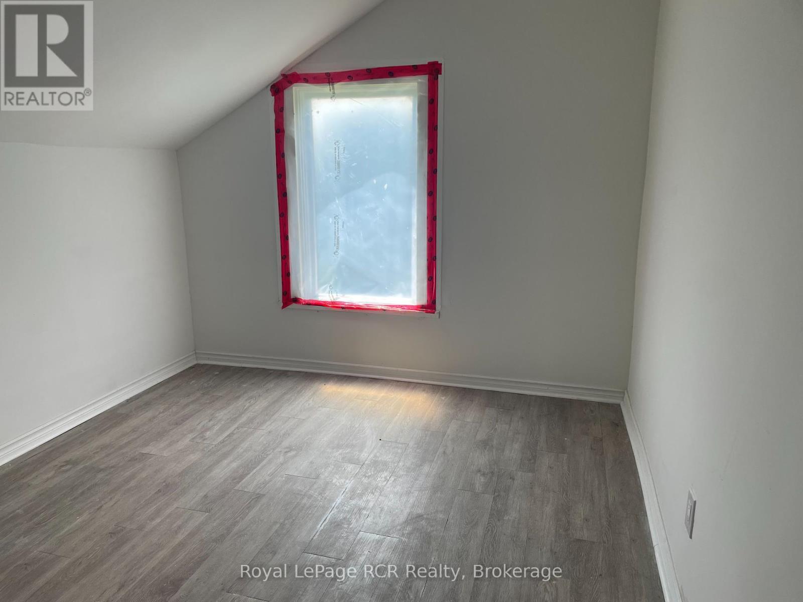 












828254 MULMUR NOTTAWASAGA TOWNLINE

,
Mulmur,




Ontario
L9V0Y7

