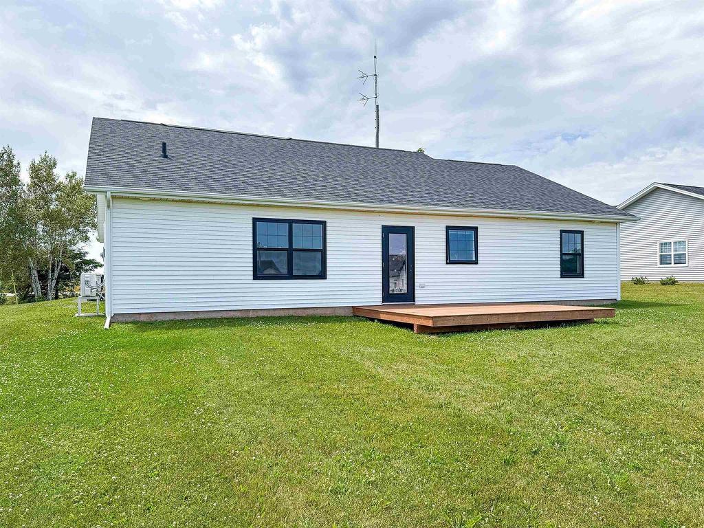 












130 MacWilliams Road

,
East Royalty,




PE
C1C 1J8

