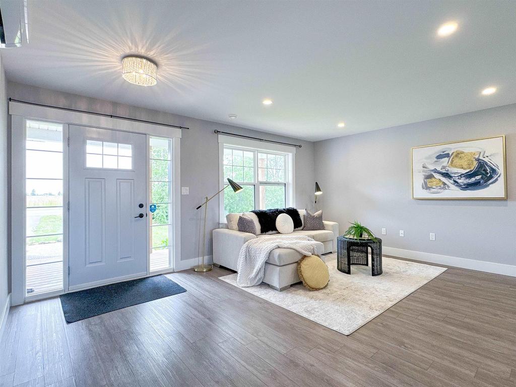












130 MacWilliams Road

,
East Royalty,




PE
C1C 1J8

