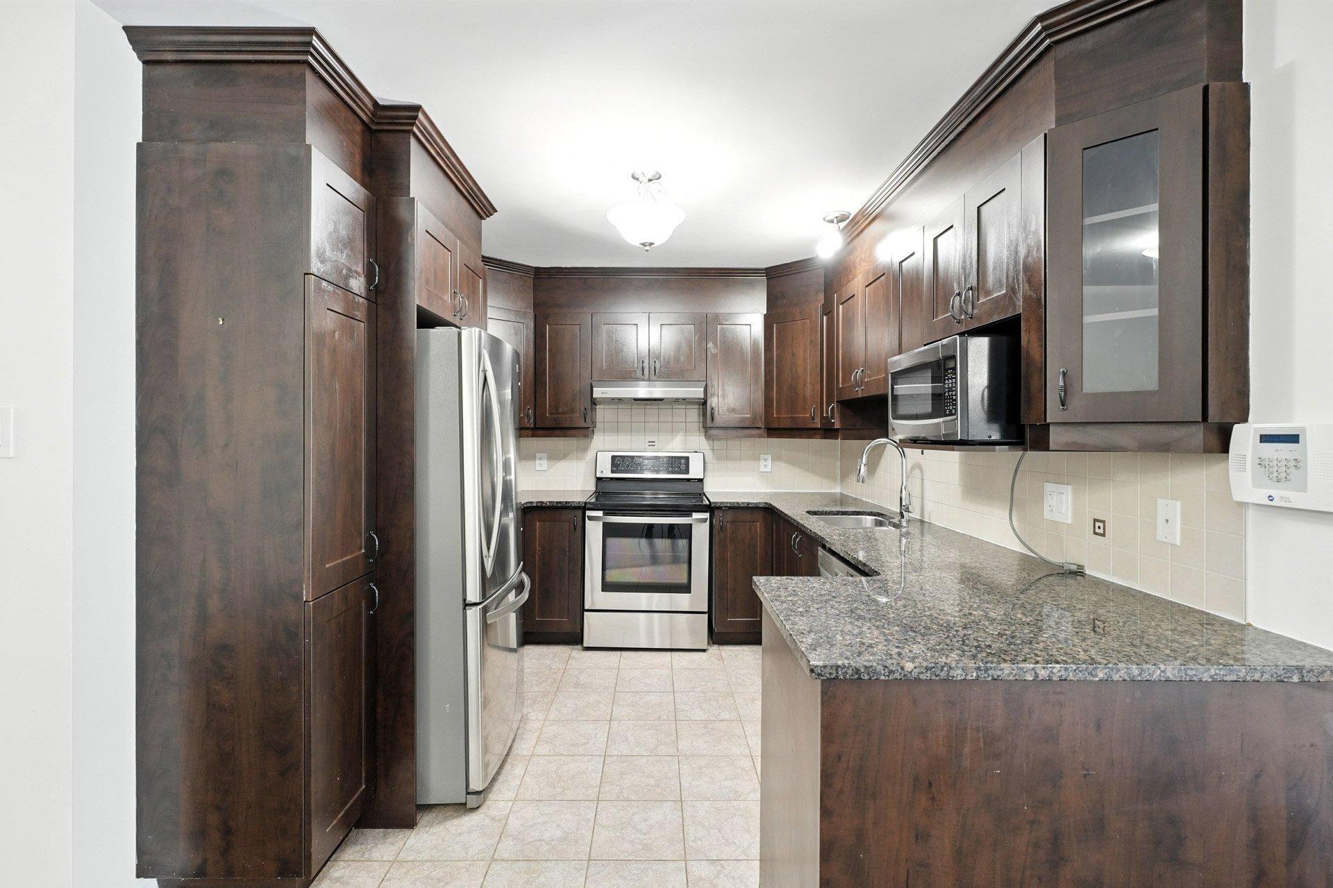 









107


Rue d'Augusta

, 3,
Gatineau (Aylmer),




QC
J9H0V5

