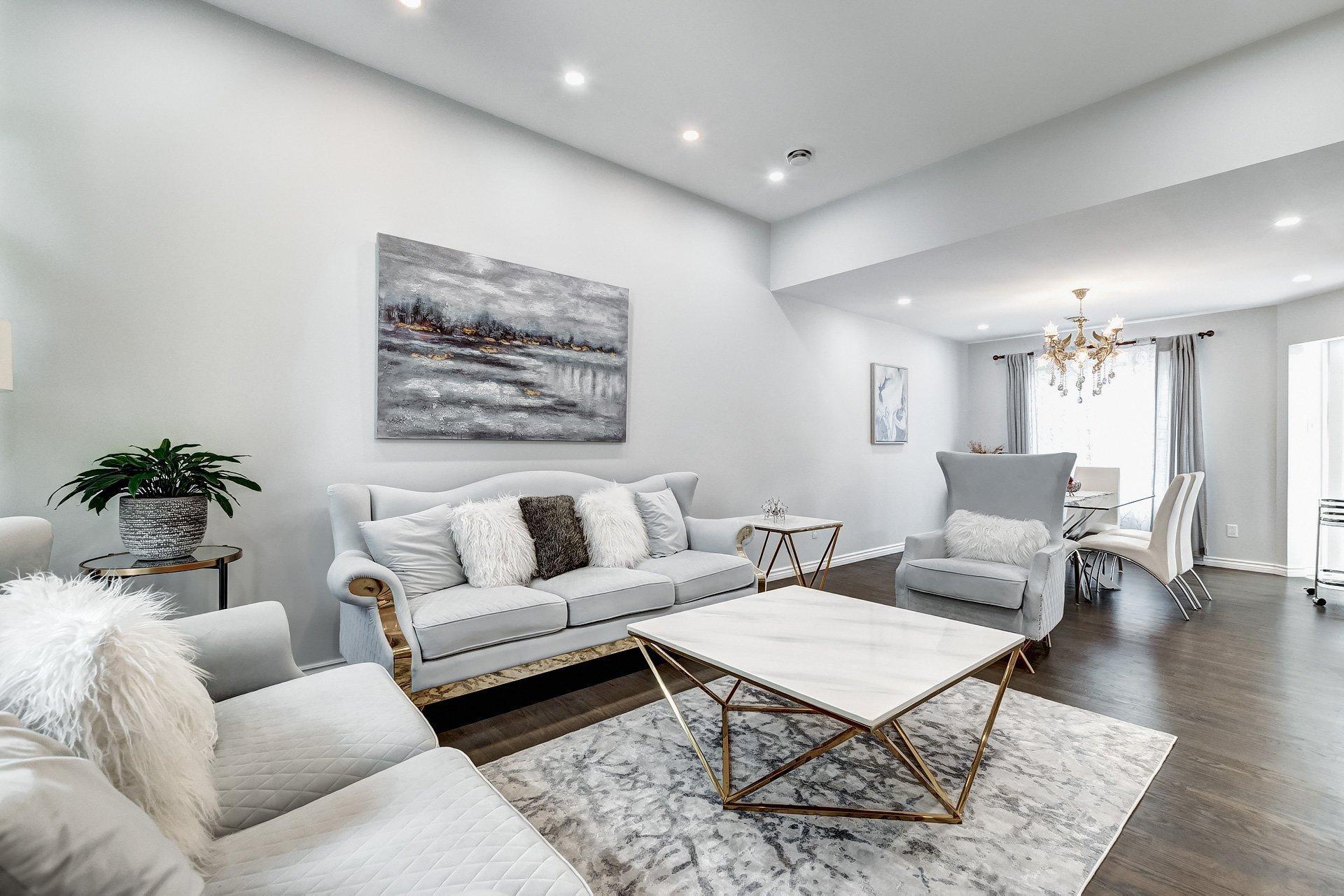 









236


Rue Acres

,
Kirkland,




QC
H9H4R2

