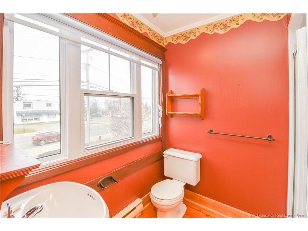 









98


Saint-Pierre Ouest

BLVD,
Caraquet,




NB
E1W 1B6

