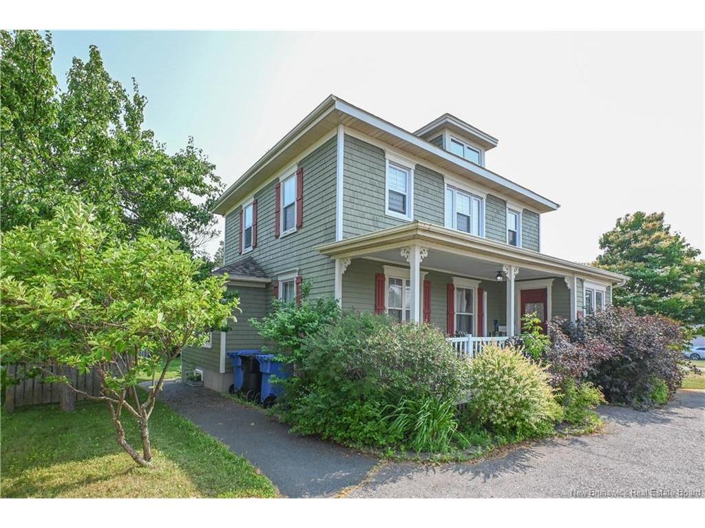 









98


Saint-Pierre Ouest

BLVD,
Caraquet,




NB
E1W 1B6

