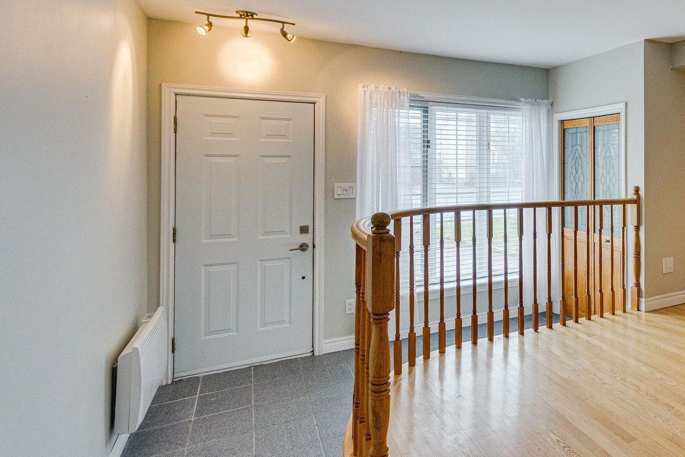 









75


Rue Chamberland

,
Gatineau (Gatineau),




QC
J8P2L2

