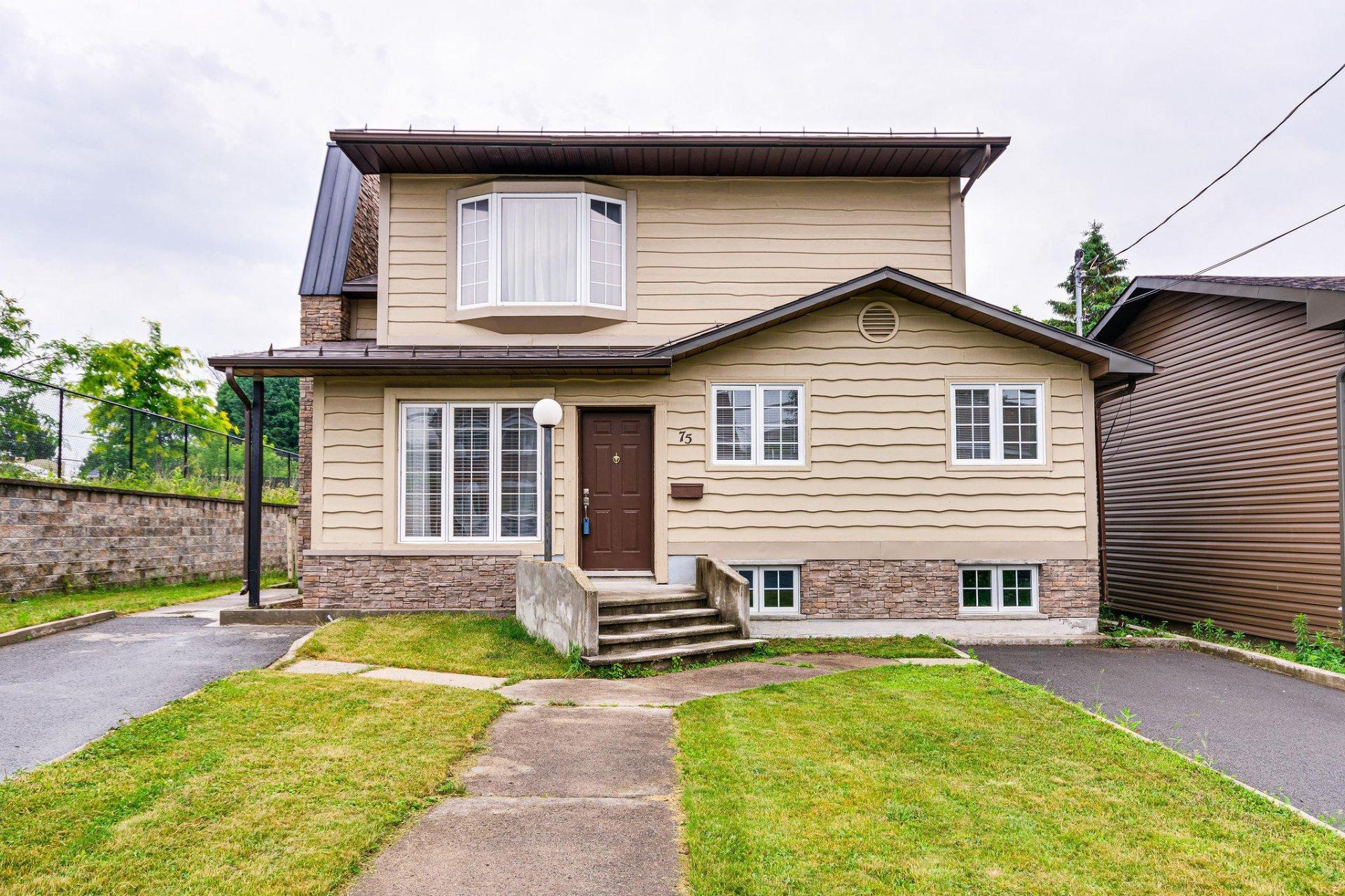









75


Rue Chamberland

,
Gatineau (Gatineau),




QC
J8P2L2

