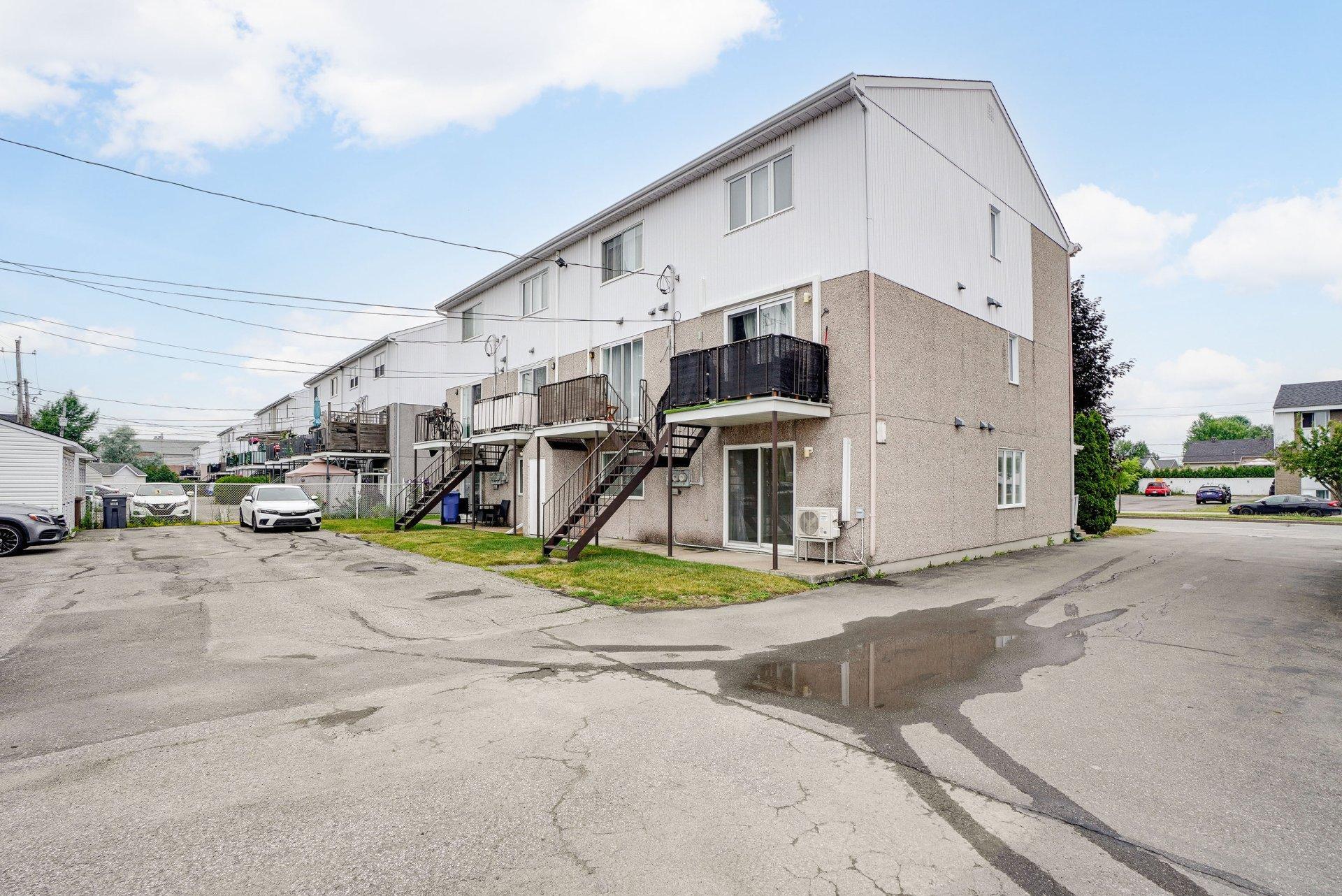 









271


Boul. J.-A.-Paré

, A,
Repentigny (Le Gardeur),




QC
J5Z4V4

