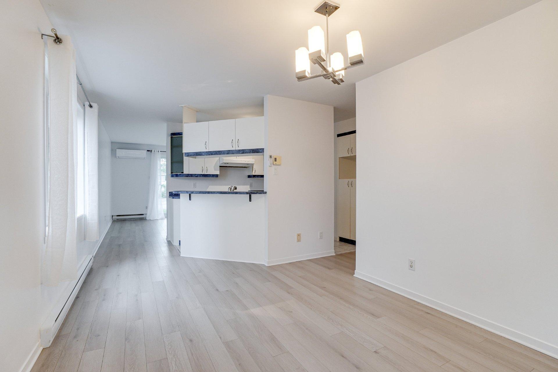 









271


Boul. J.-A.-Paré

, A,
Repentigny (Le Gardeur),




QC
J5Z4V4

