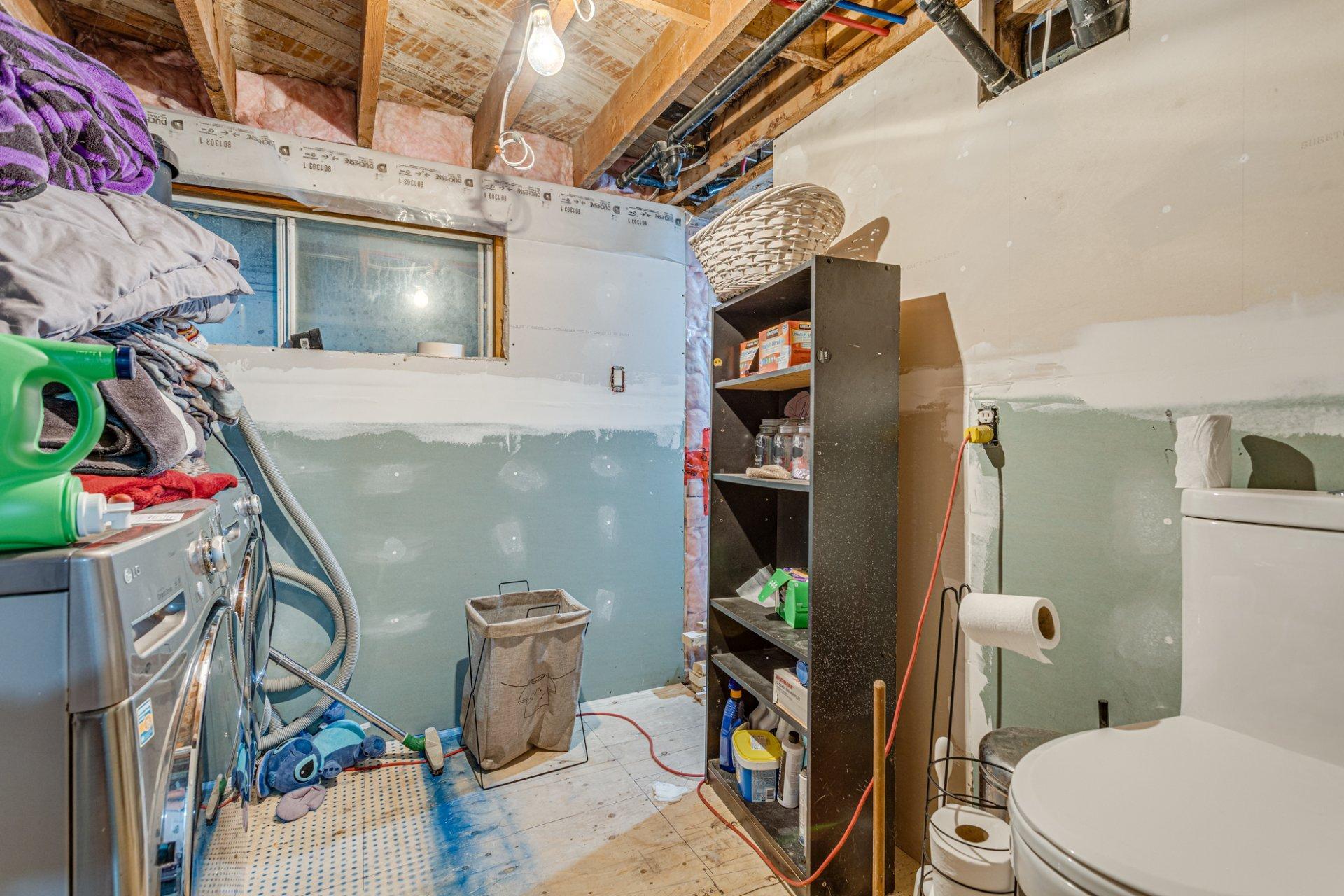 









206


1re Avenue

,
Sainte-Anne-des-Plaines,




QC
J0N1H0

