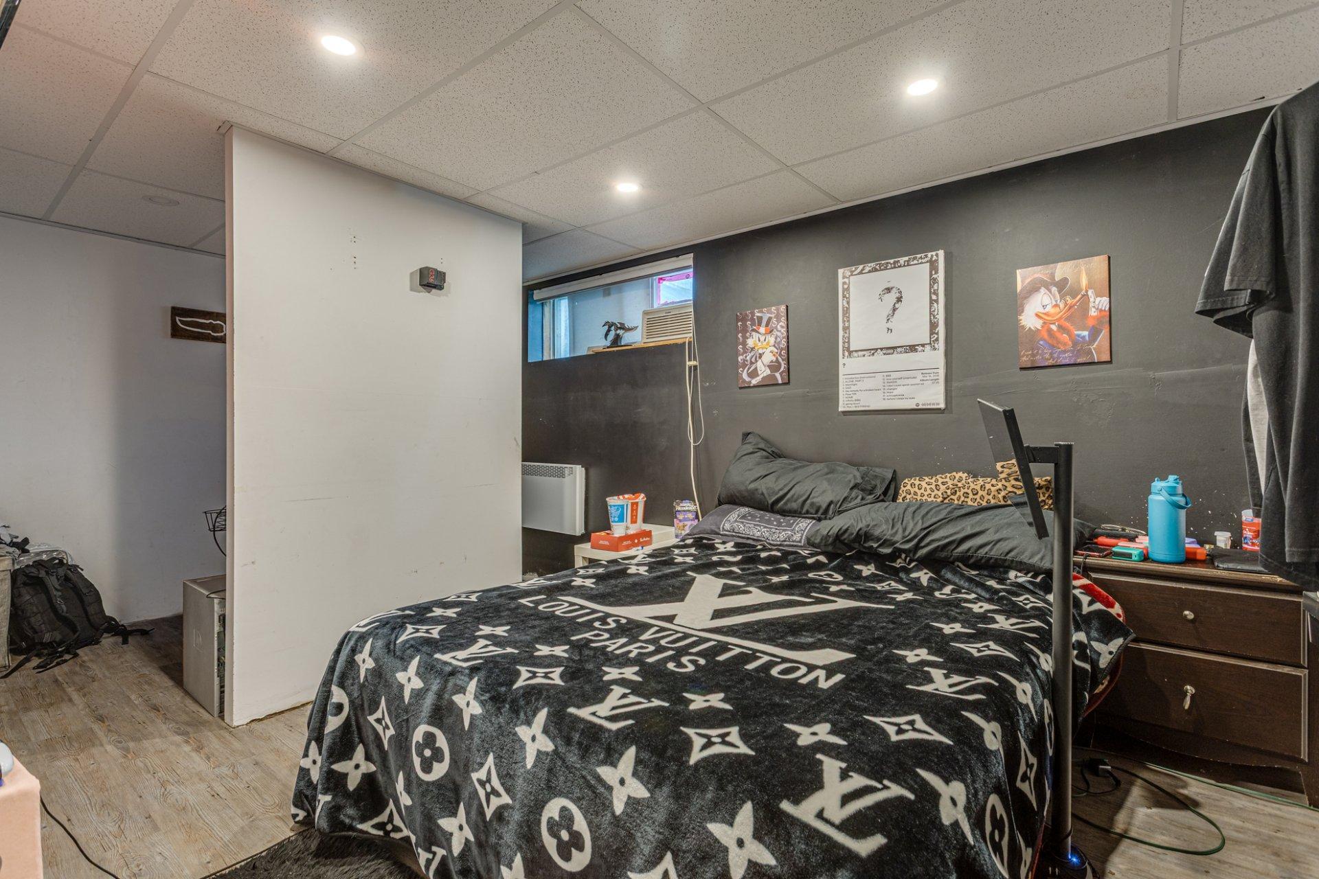 









206


1re Avenue

,
Sainte-Anne-des-Plaines,




QC
J0N1H0


