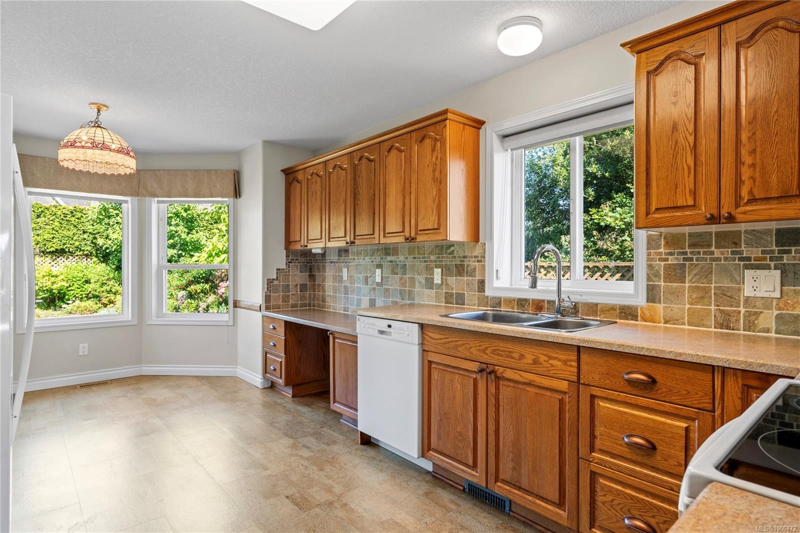 









774


Chartwell

Blvd,
Qualicum Beach,




BC
V9K 2J4

