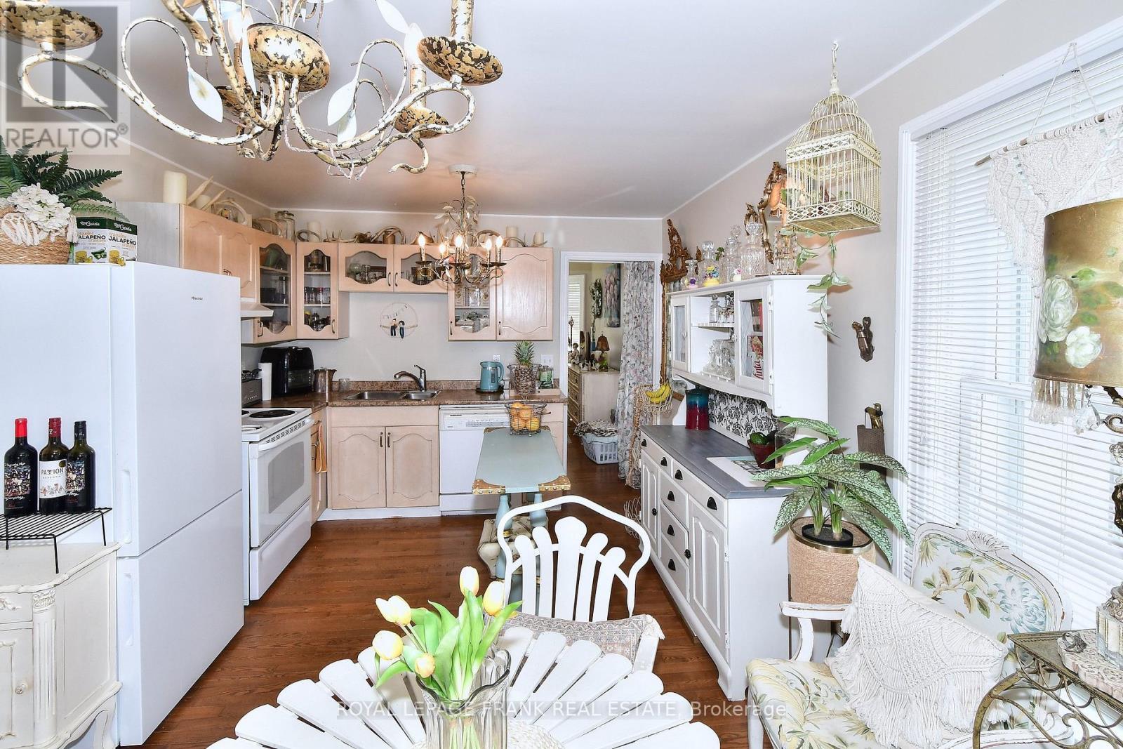 












60 QUEEN STREET

,
Selwyn,




Ontario
K0L2H0

