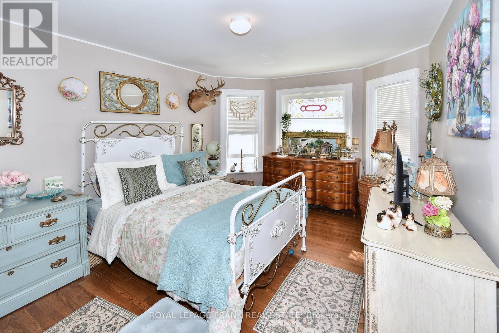 












60 QUEEN STREET

,
Selwyn,




Ontario
K0L2H0

