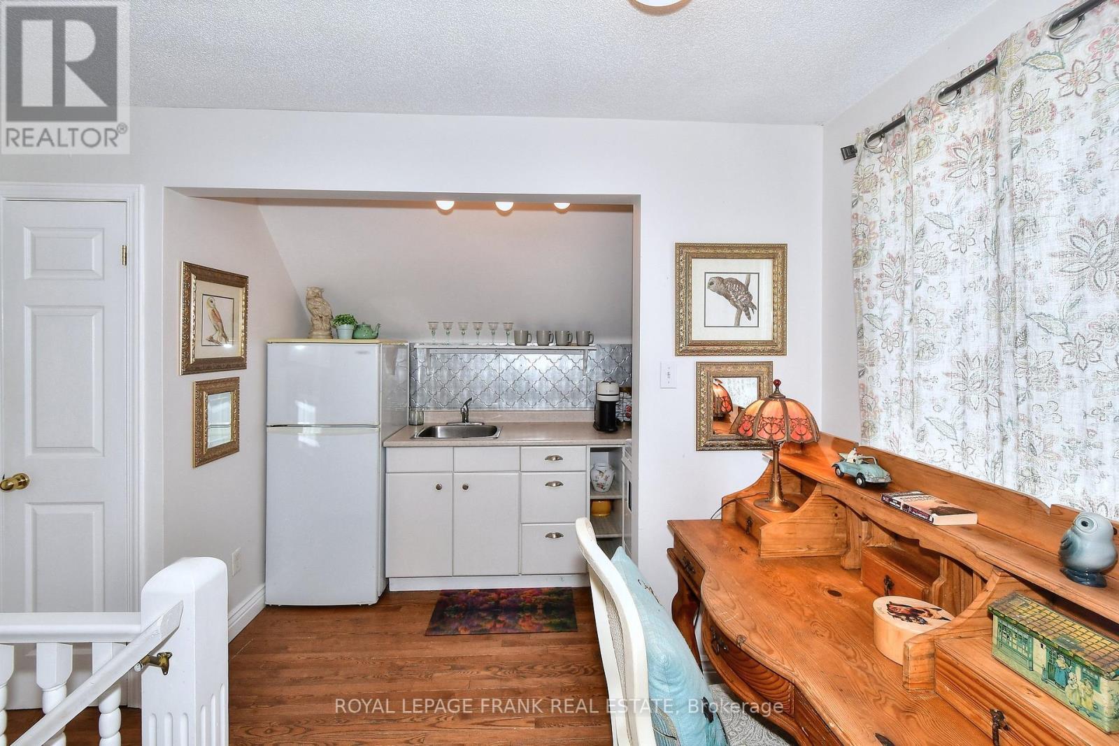












60 QUEEN STREET

,
Selwyn,




Ontario
K0L2H0

