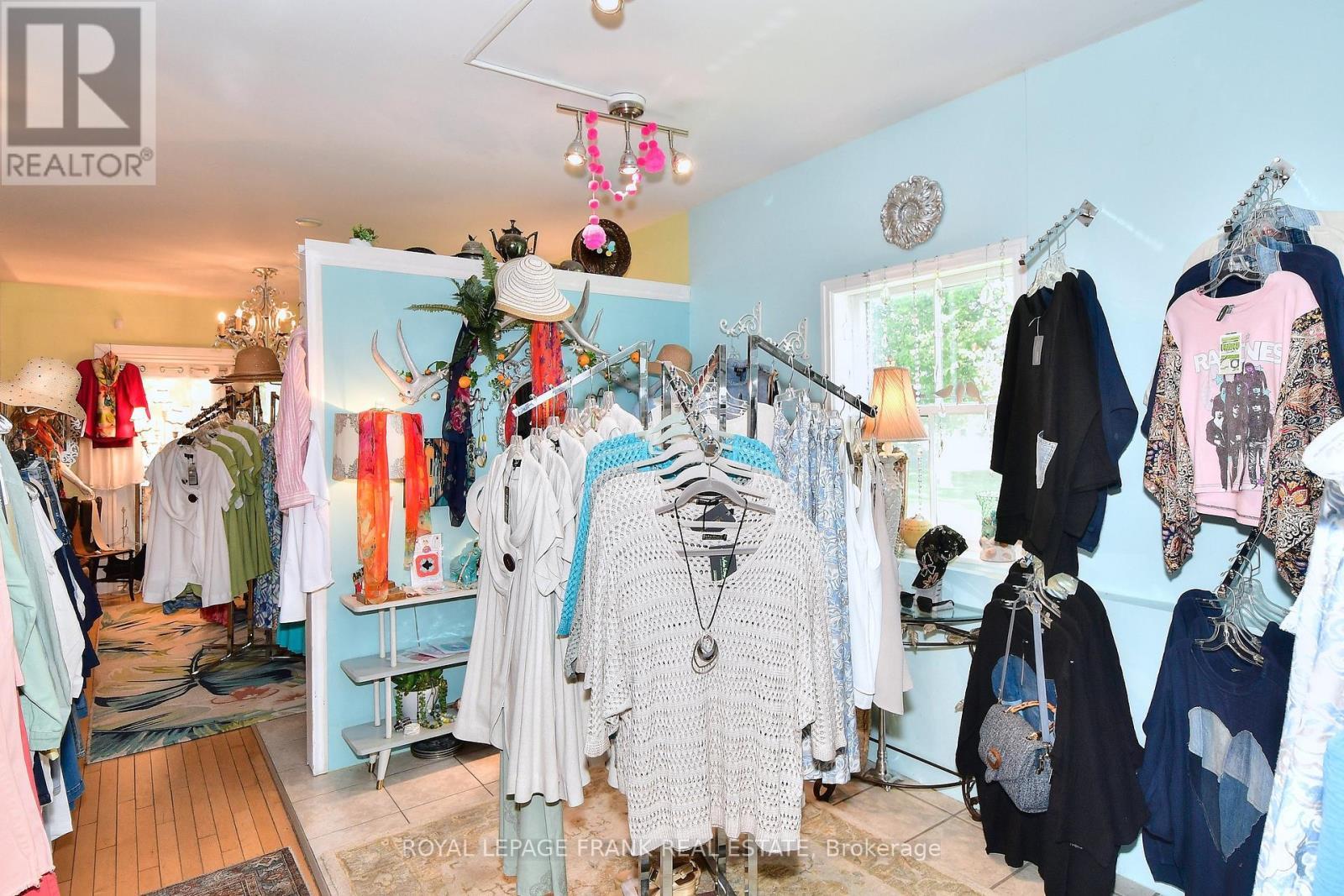 












60 QUEEN STREET

,
Selwyn,




Ontario
K0L2H0

