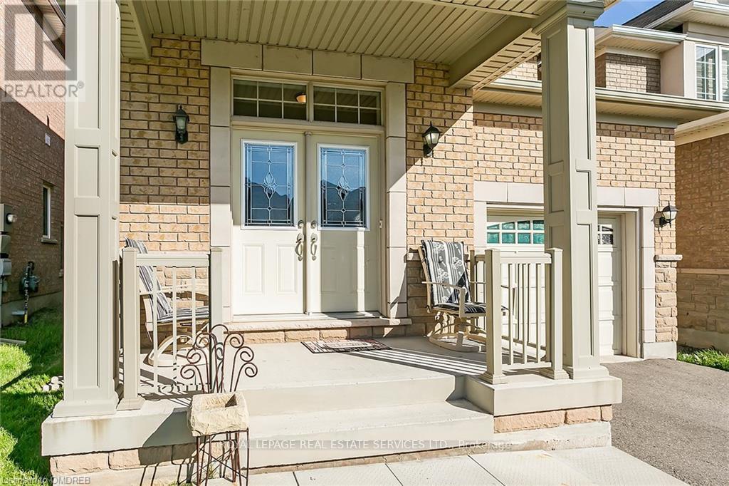 












2464 QUETICO CRESCENT

,
Oakville,




Ontario
L6M0R4

