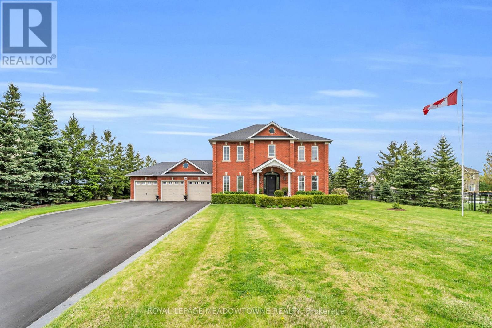 












12 EVERGLADE DRIVE

,
Brampton,




Ontario
L6P0R2

