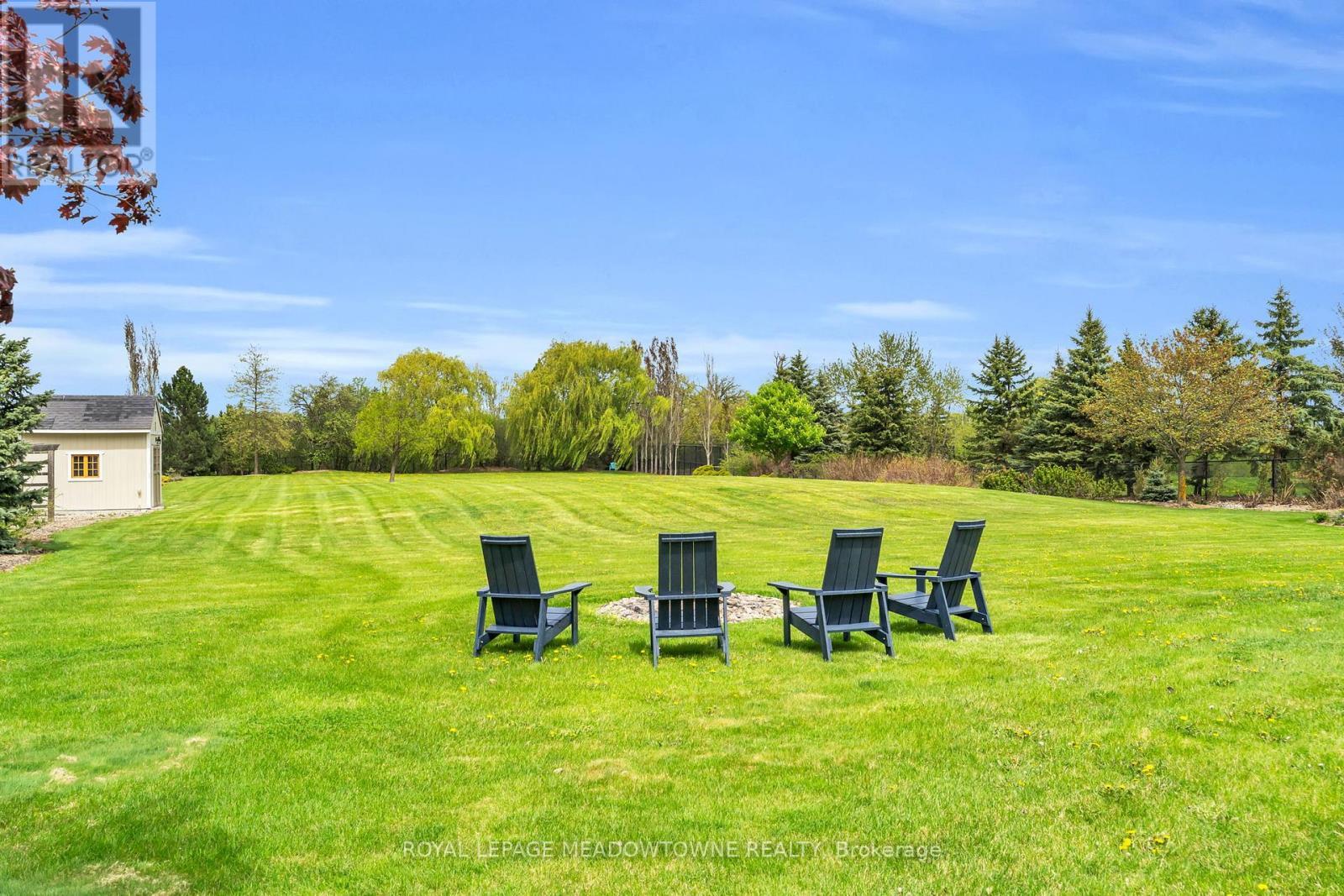 












12 EVERGLADE DRIVE

,
Brampton,




Ontario
L6P0R2

