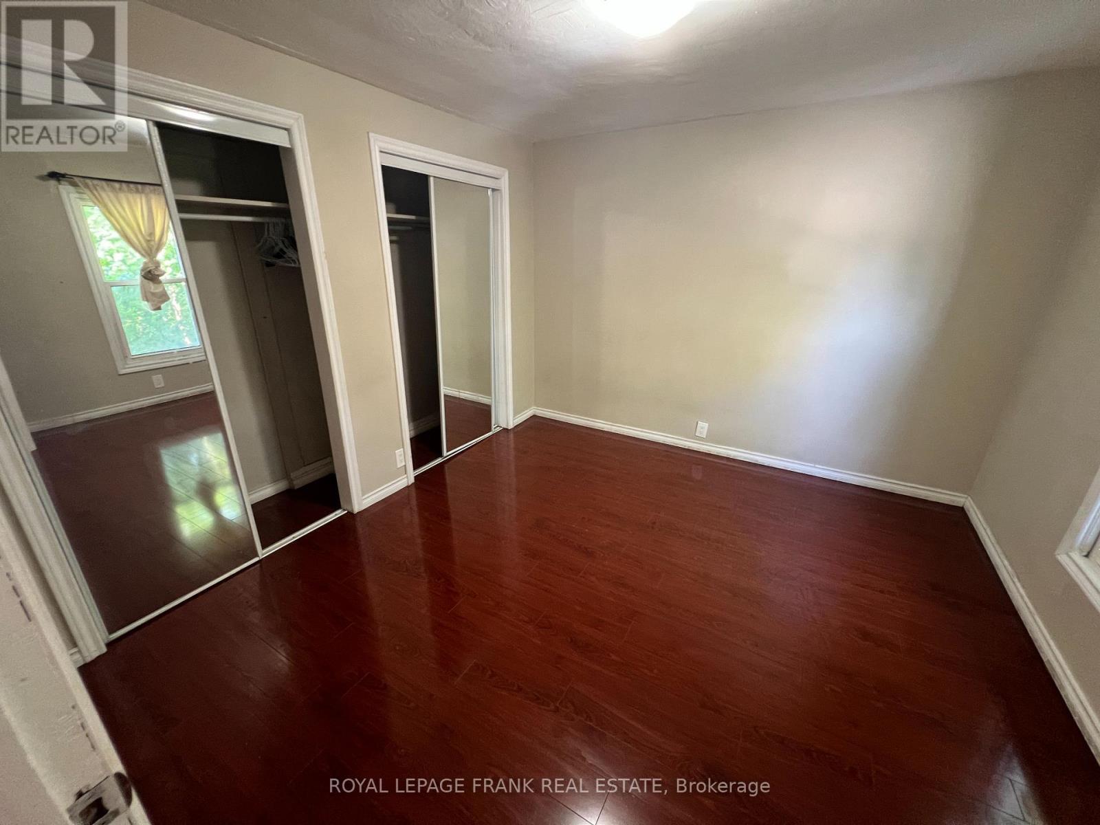












1 - 574 SIMCOE STREET N

,
Oshawa (O'Neill),




Ontario
L1G4V3

