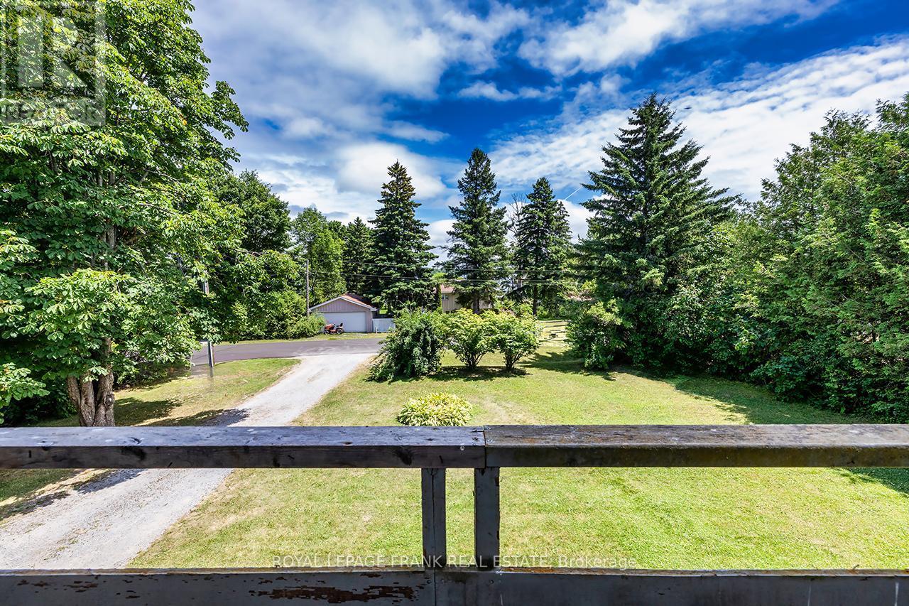 












16 SHELLEY DRIVE

,
Kawartha Lakes (Mariposa),




Ontario
K0M2C0

