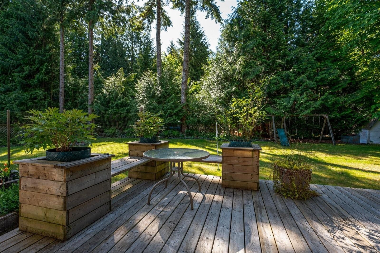 









4672


Thompson Clarke

Dr East,
Bowser,




BC
V0R 1G0

