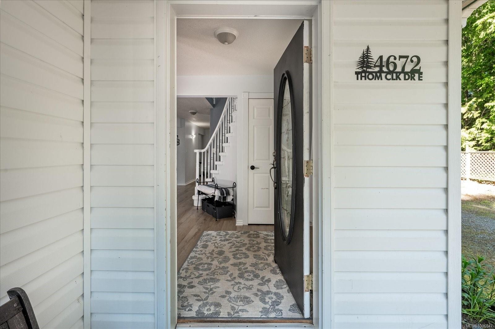 









4672


Thompson Clarke

Dr East,
Bowser,




BC
V0R 1G0

