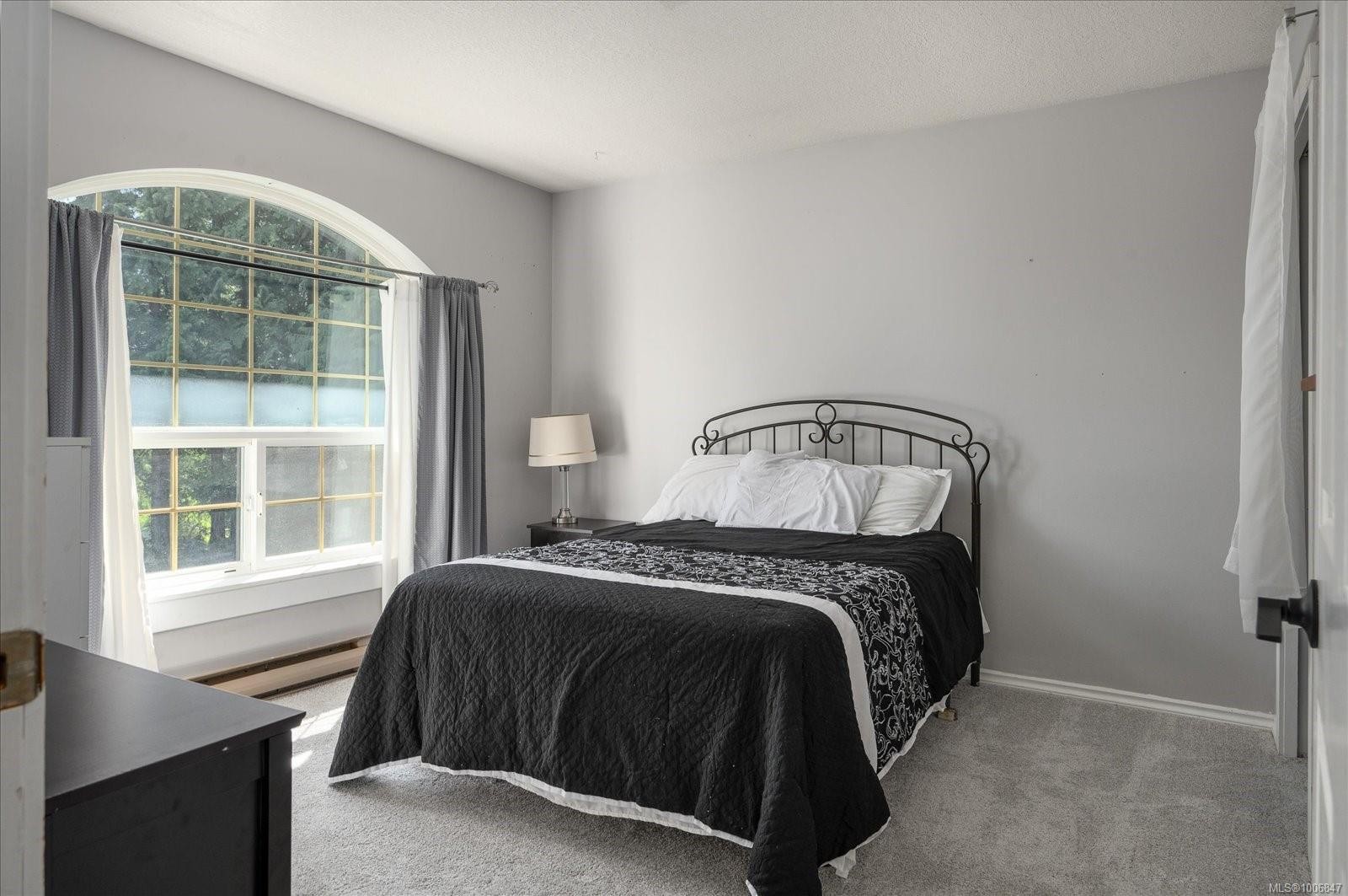 









4672


Thompson Clarke

Dr East,
Bowser,




BC
V0R 1G0

